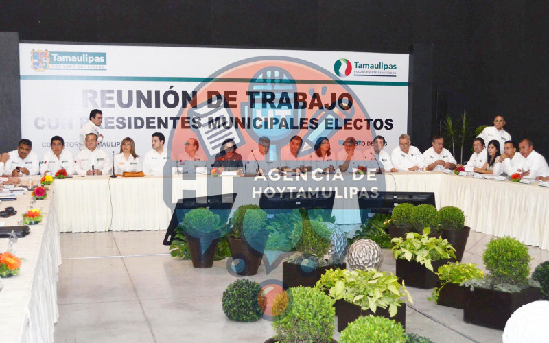 Reuni�n de alcaldes y diputados