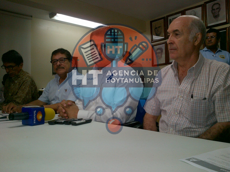 Polic�as profecionalizados