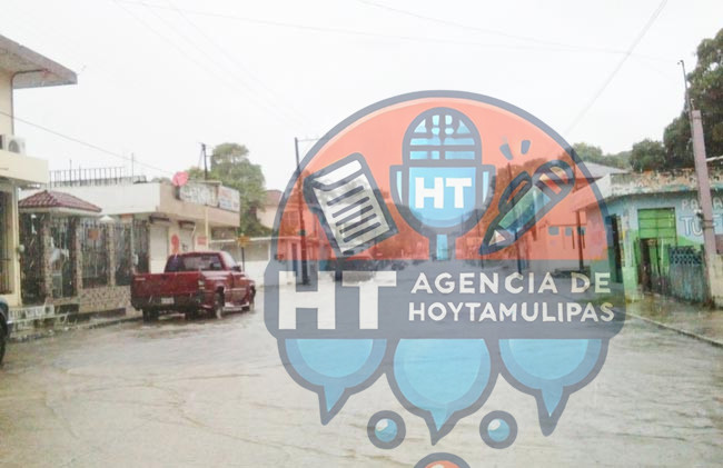 Evacuarn a familias de Madero
