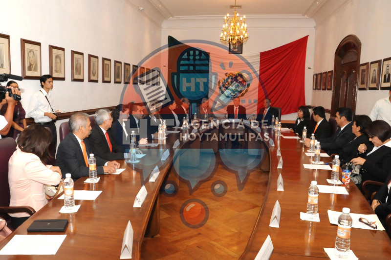 Sesi�n de Cabildo Victoria 