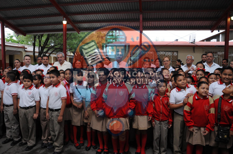 Alejandro Etienne Llano