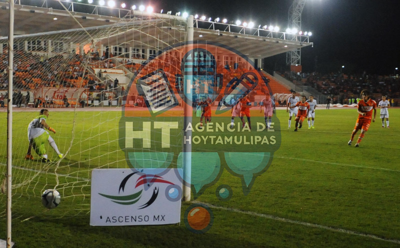 Correcaminos vs Tecos