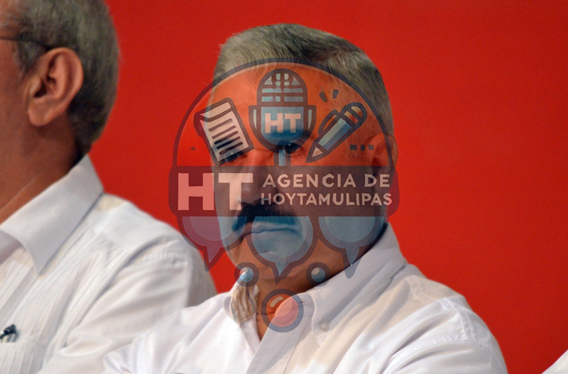 Felipe Garza Narv�ez 