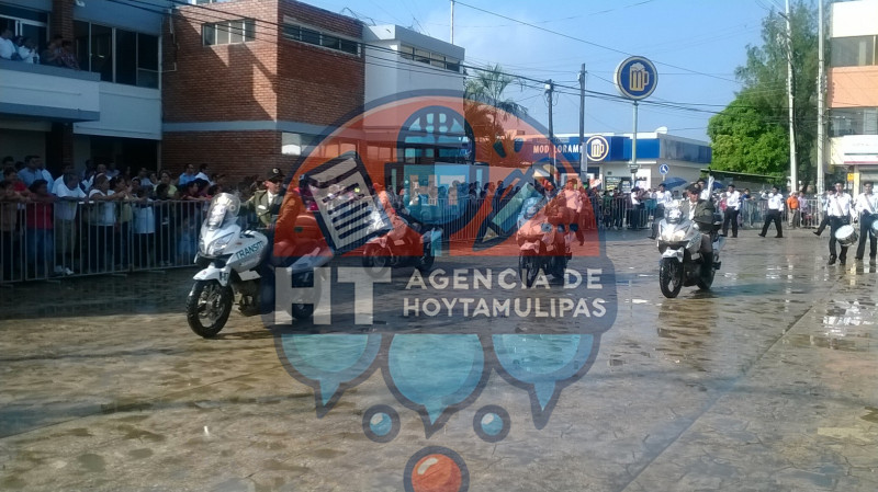 Repararon unidades de tr�nsito municipal en Altamira