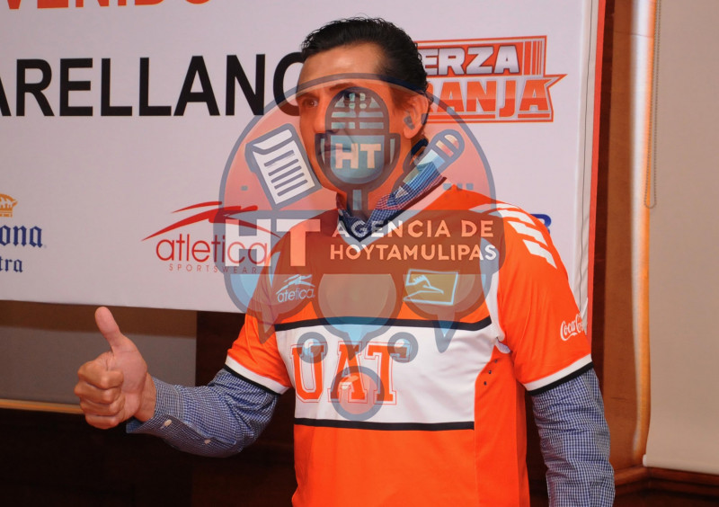 Presentan  a Omar Arellano 