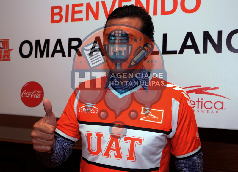 Presentan  a Omar Arellano 