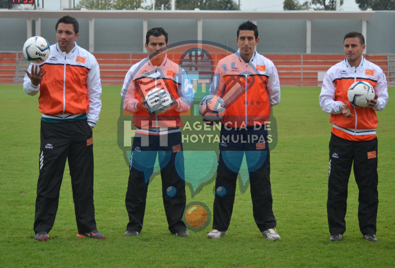 Presenta Correcaminos a sus refuerzos