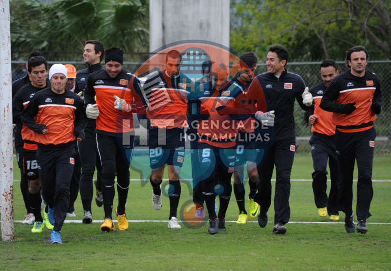 Entrenamiento Correcaminos 