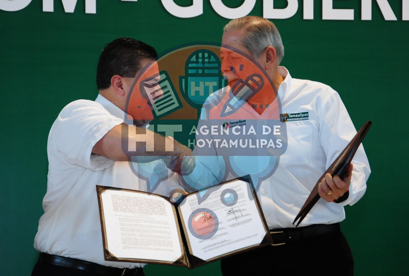 Firma de convenios Gobierno-CONADE-COM