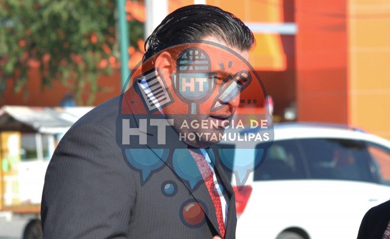 Livio C�sar Flores Rodr�guez