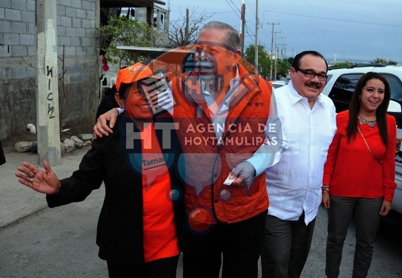 Entregan apoyos en Ciudad Victoria 