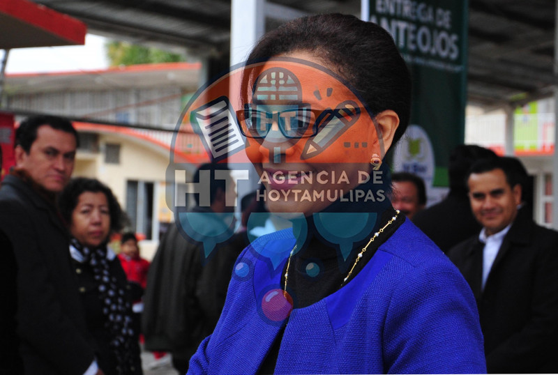 Laura Elena Gaither Jim�nez