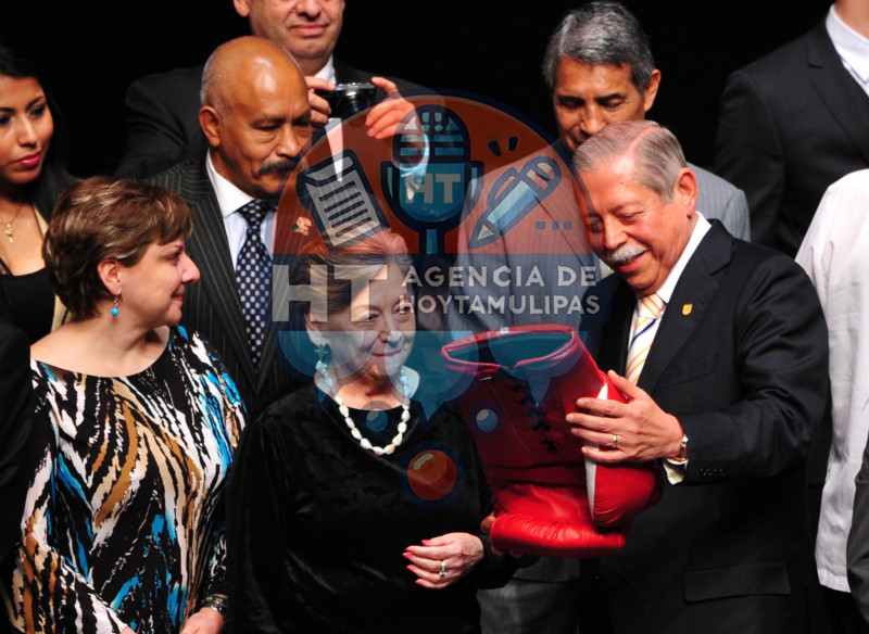 Homenaje a Jos� Sulaim�n Chagn�n