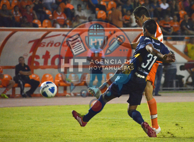 Correcaminos vs San Luis 