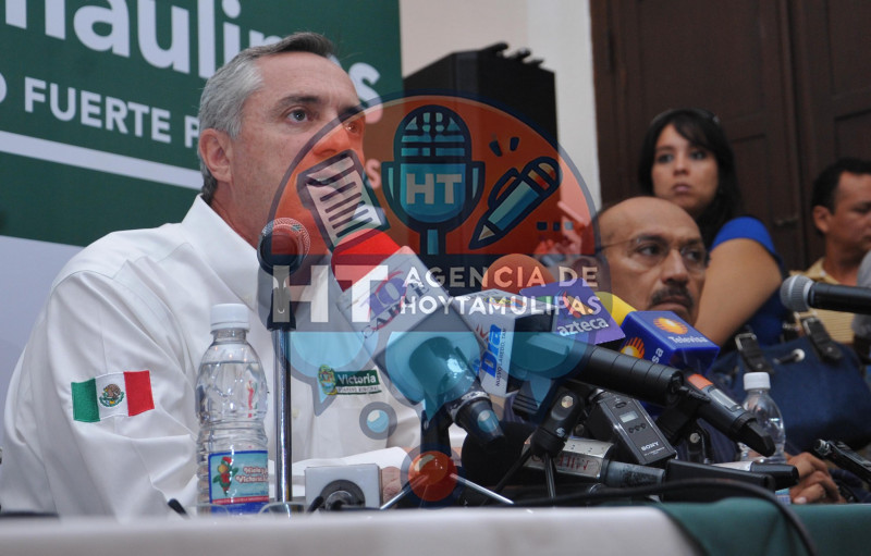 Alejandro Etienne Llano y William Jos� Valdez Mena