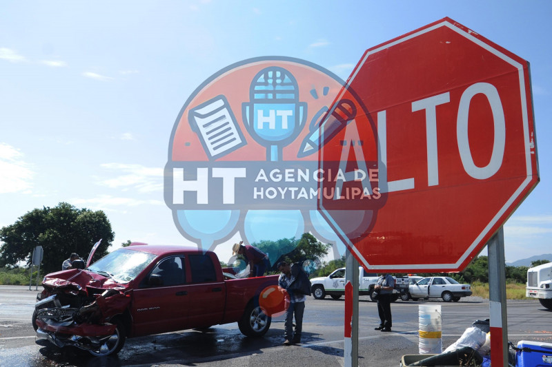 Familia potosina se salva de milagro