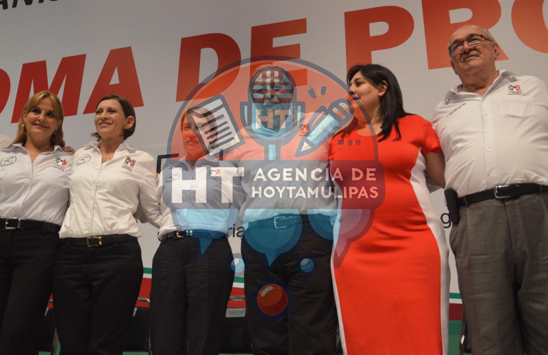 Toma de protesta de nuevo comit del ONMPRI Tamaulipas