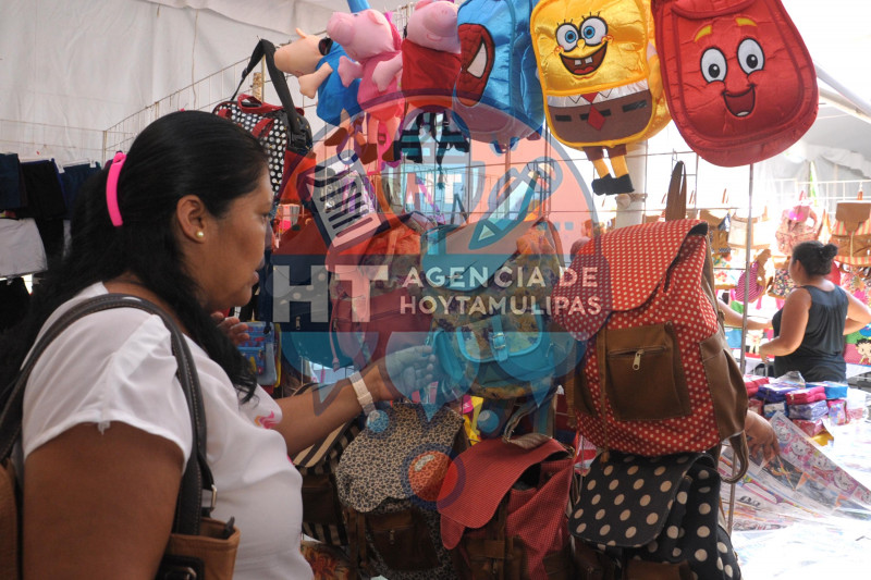 Feria de utiles escolares