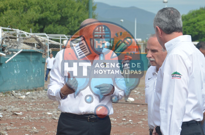 Gobernador supervisa daos en Praxedis Balboa