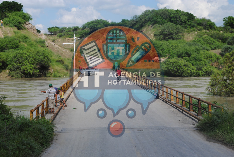 R�os cas� al desborde en Abasolo 