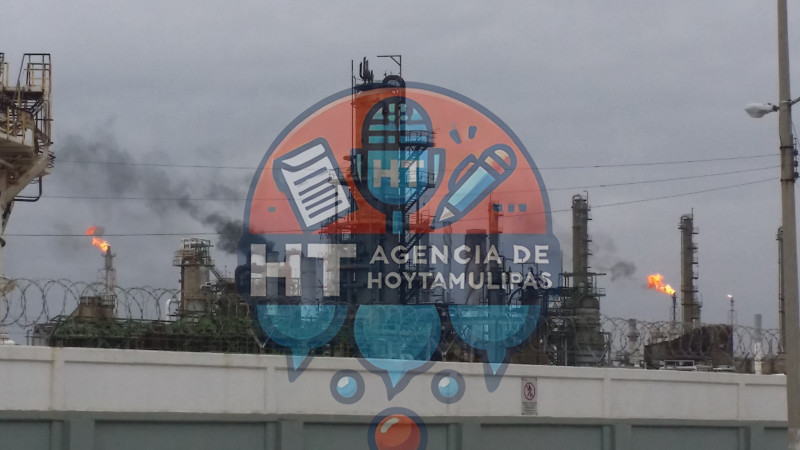 Alarman desfogues en Refiner�a Madero