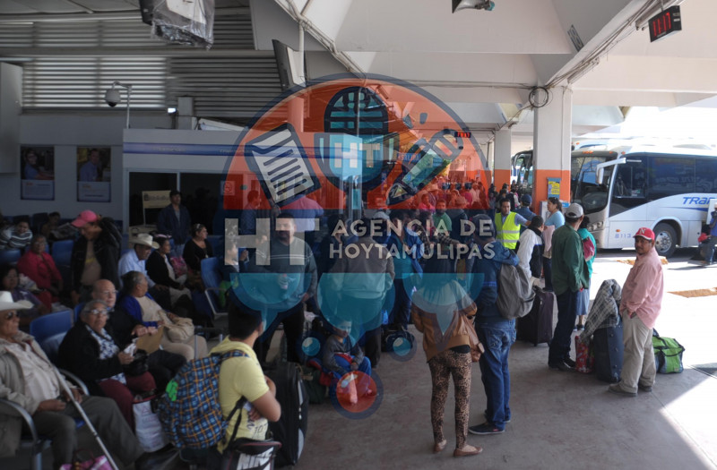 Aumenta afluencia en central de autobuses