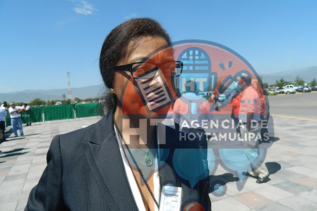 Laura Elena Gaither Jim�nez.