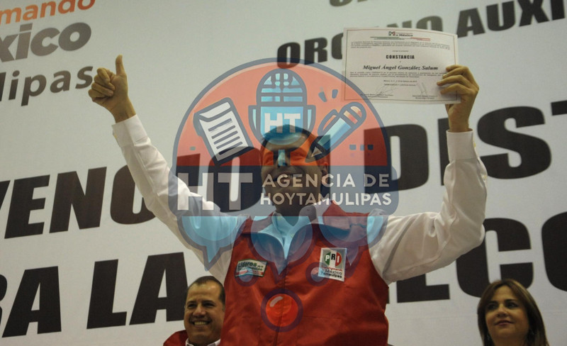Entregan constancia de candidato a Miguel Gonzlez Salum