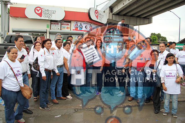 CNOP Tamaulipas recorre tianguis con Yahleel Abdala