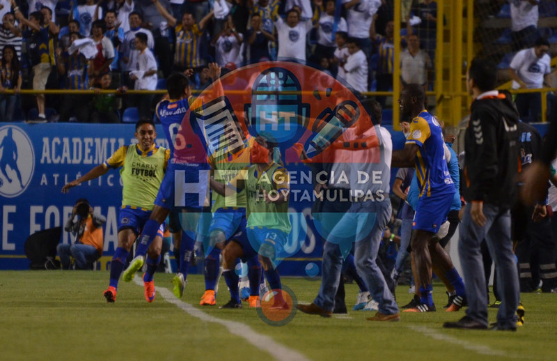 Correcaminos vs San Luis 