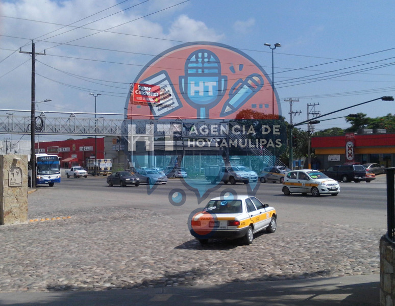 Puente peatonal Altamira