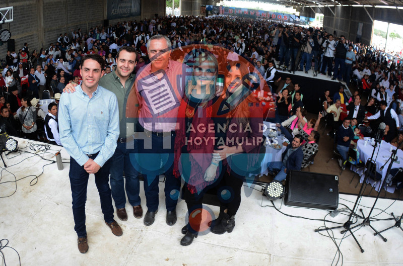 Festejo Alejandro Etienne Llano 