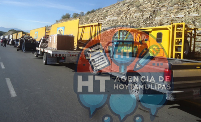 Trailero muere calcinado 