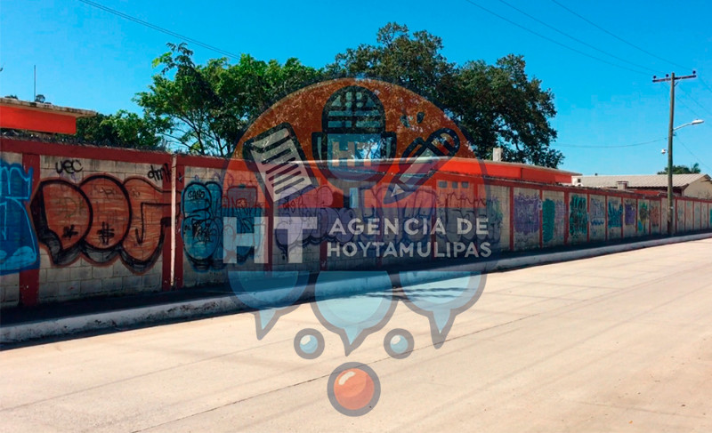 Grafitean barda de Secundaria en Madero