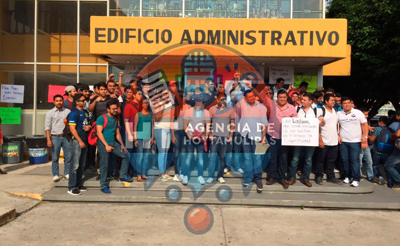 Protesta de estudiantes TEC Madero