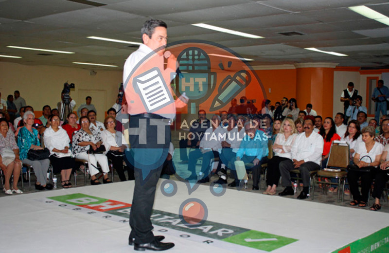 Baltazar Hinojosa en Nuevo Laredo