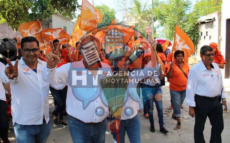 Mnica Dvila de Crdenas