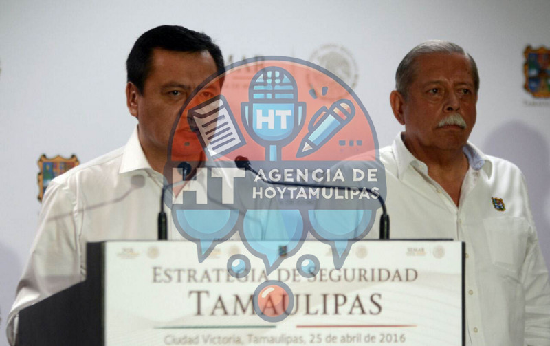 Miguel �ngel Osorio Chong con Egidio Torre Cant�