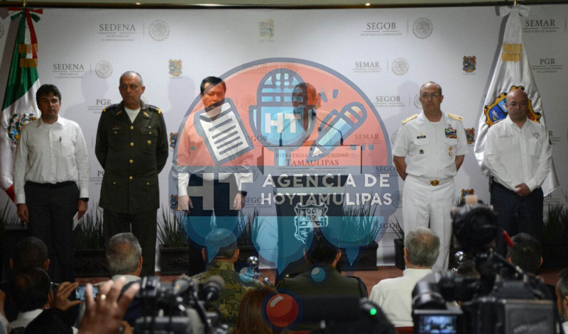 Miguel �ngel Osorio Chong con Egidio Torre Cant�