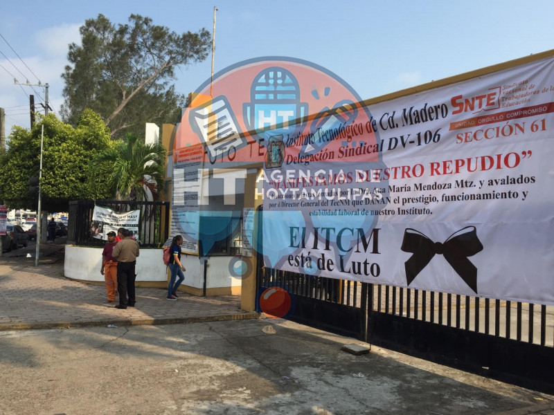 Manta en el TEC Madero