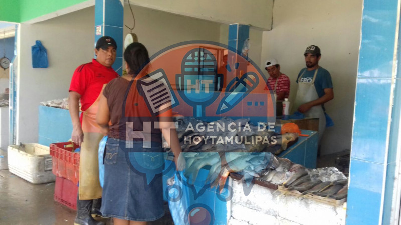 Vendedores del Mercado La Puntillita