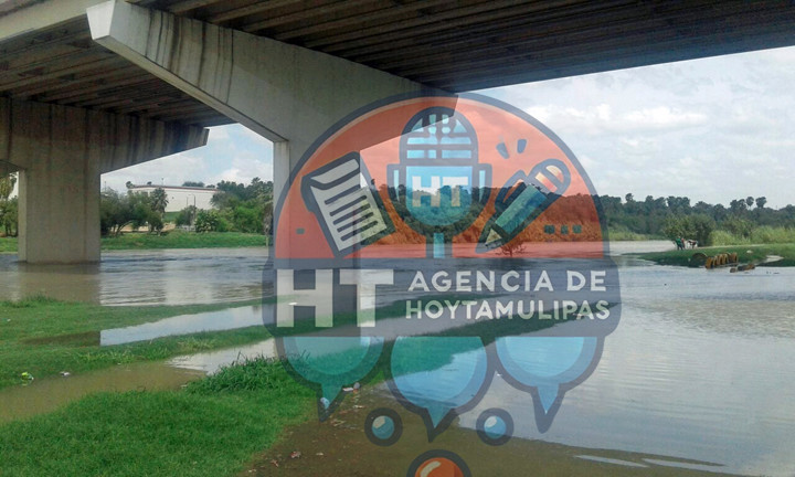 El r�o Bravo por Nuevo Laredo