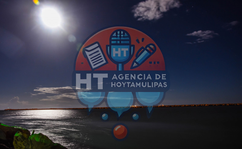 Playa Miramar de noche