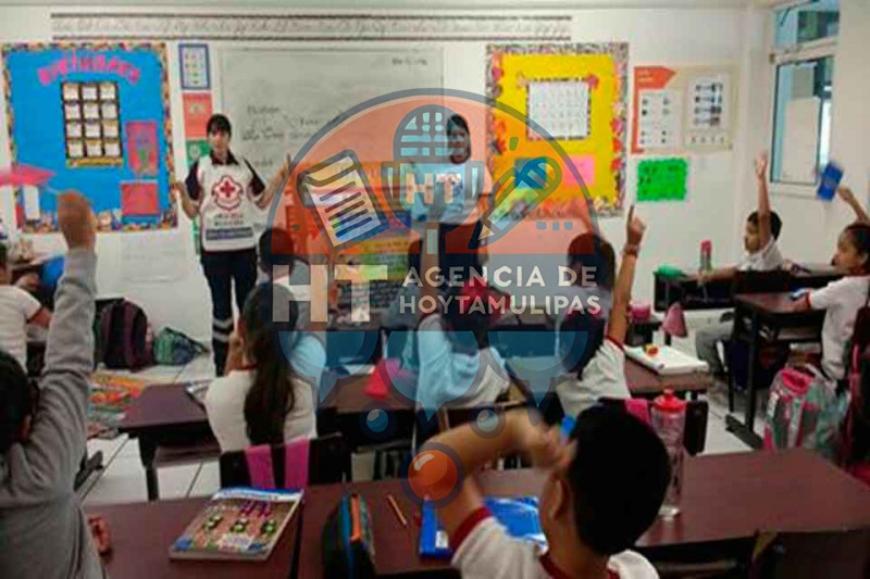 Platicas a estudiantes 