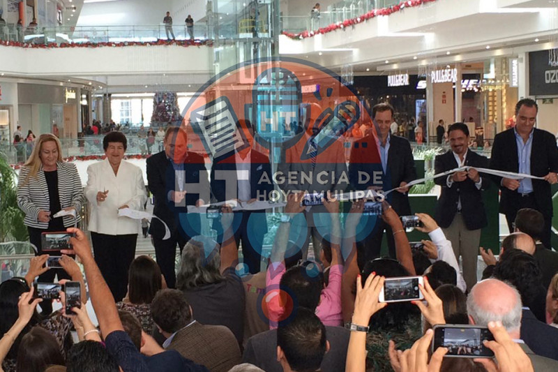 Inauguran plaza en Tampico