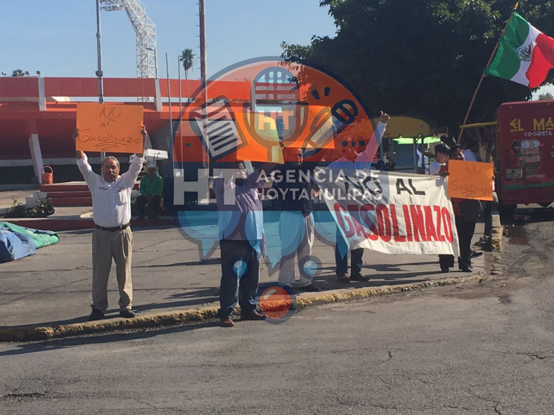 Protesta contra el aumento a la gasolina