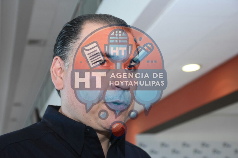 Gerardo Pe�a Flores