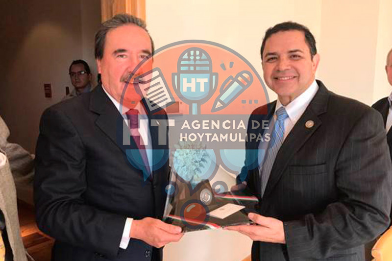 Henry Cuellar y Emilio Gamboa