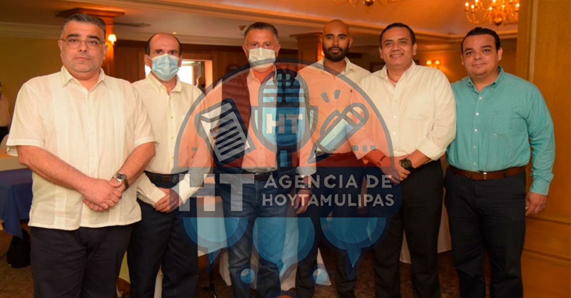Chucho Nader y hoteleros