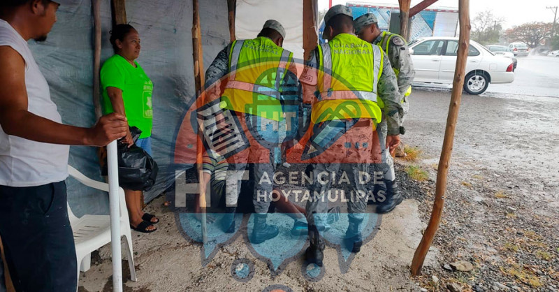 Lo tumbaron de moto y termin� hospitalizado en Victoria